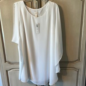 NWT Chico’s Super Drama top - size 1 (8-10).